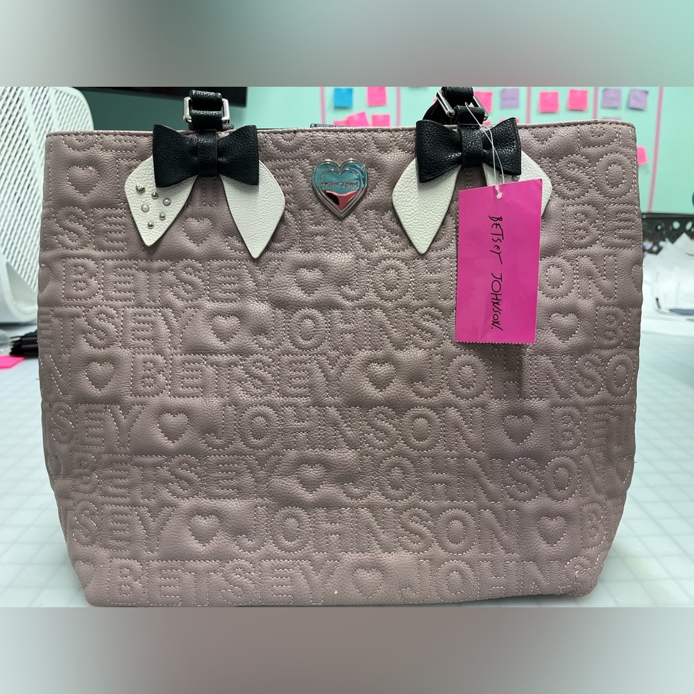 Betsey Johnson tote